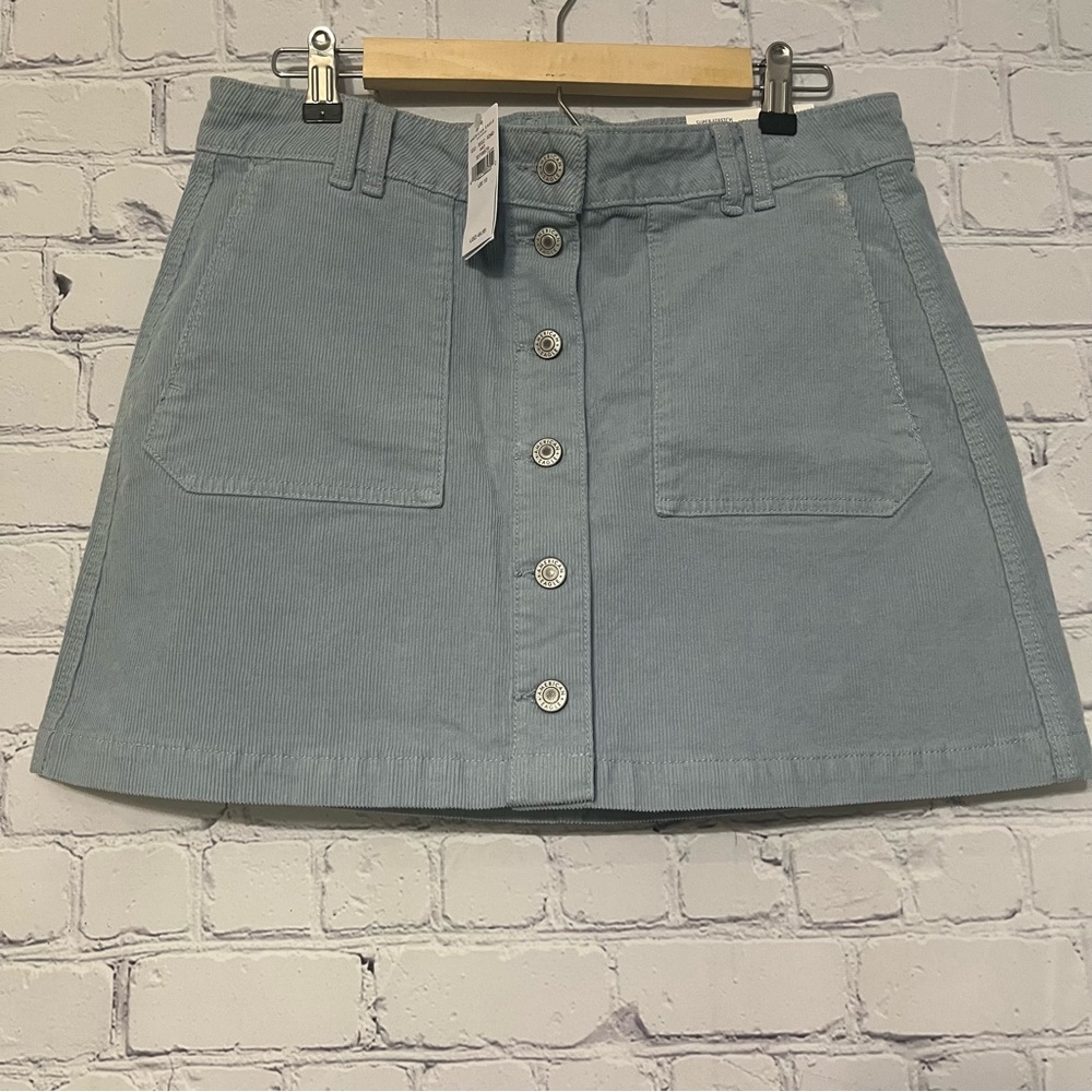 American Eagle Women's Size 10 Light Blue Corduroy High Rise Mini Skirt
